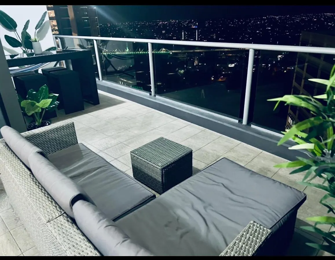 Brisbane Break Panoramic River Views Free Parking 0*,  Austrálie